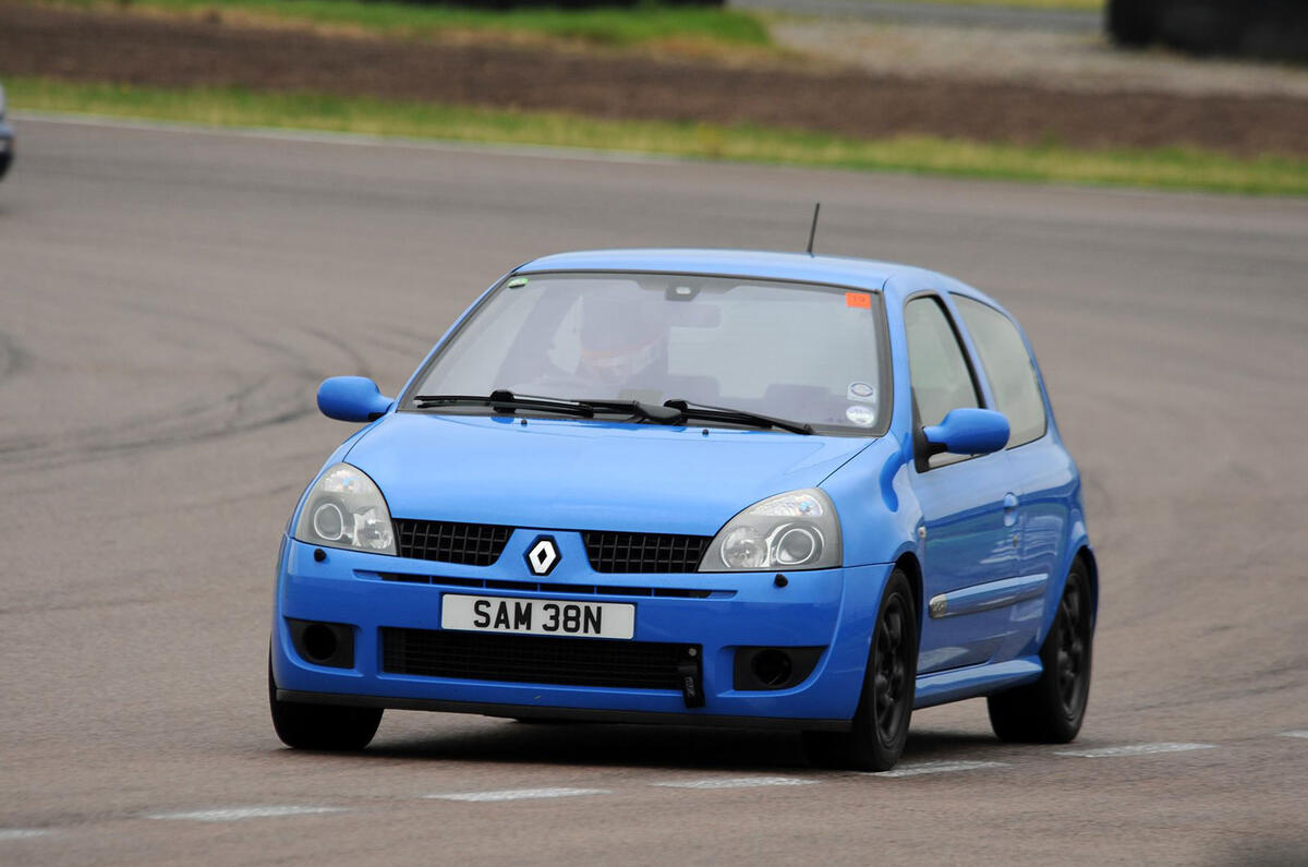 Renaultsport Clio 182