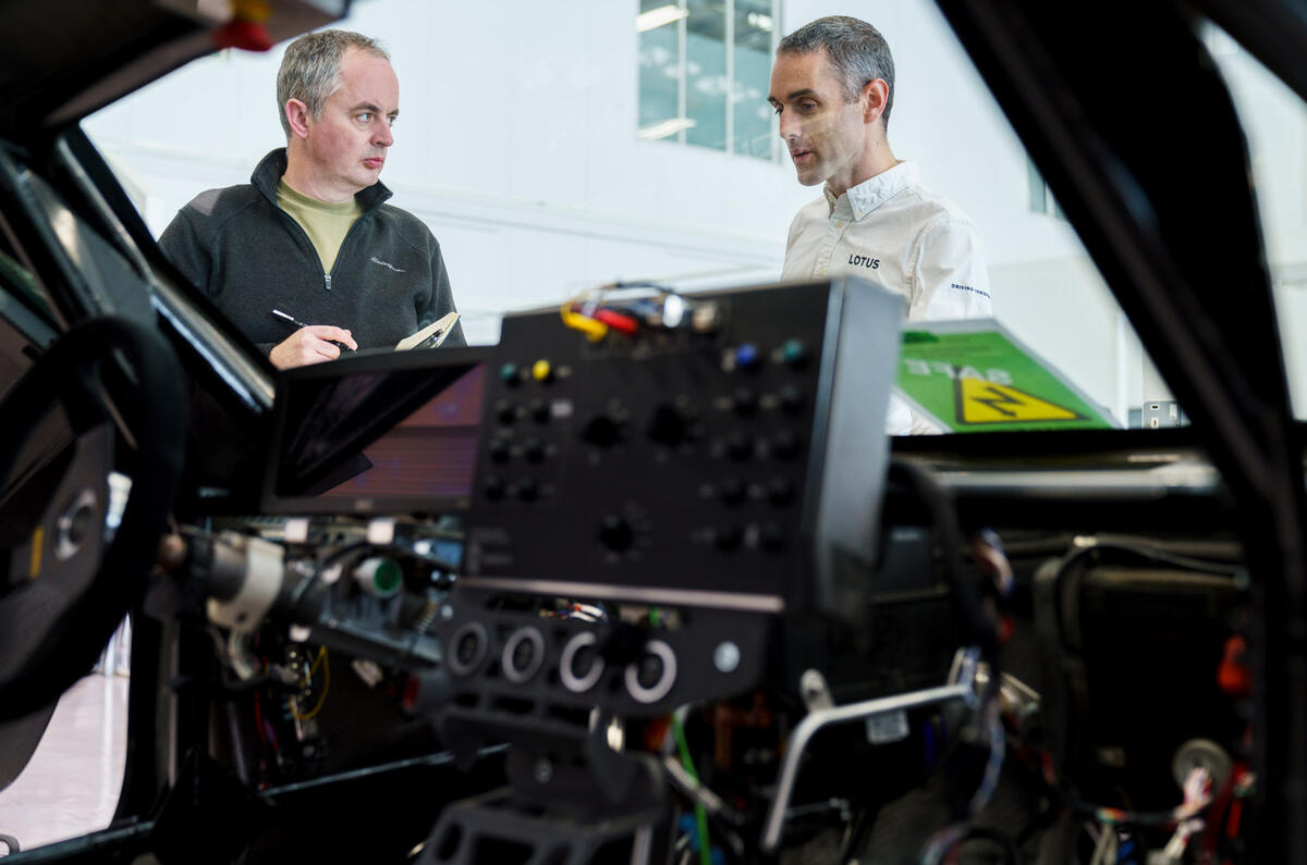 12 LOTUS EVIJA©DEAN SMITH 090