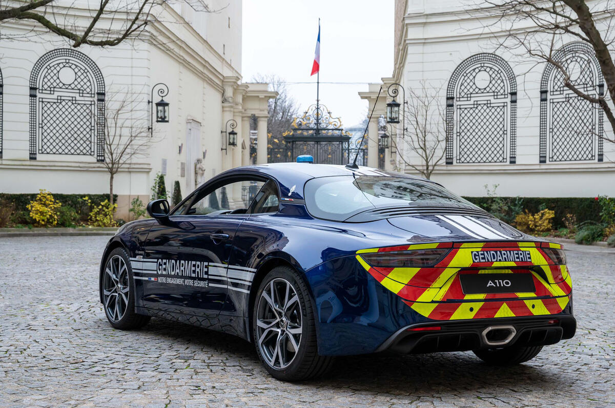 13 Dévoilement des nouvelles Alpine A110 gendarmerie nationale 13 Dévoilement des nouvelles Alpine A110 gendarmerie nationale