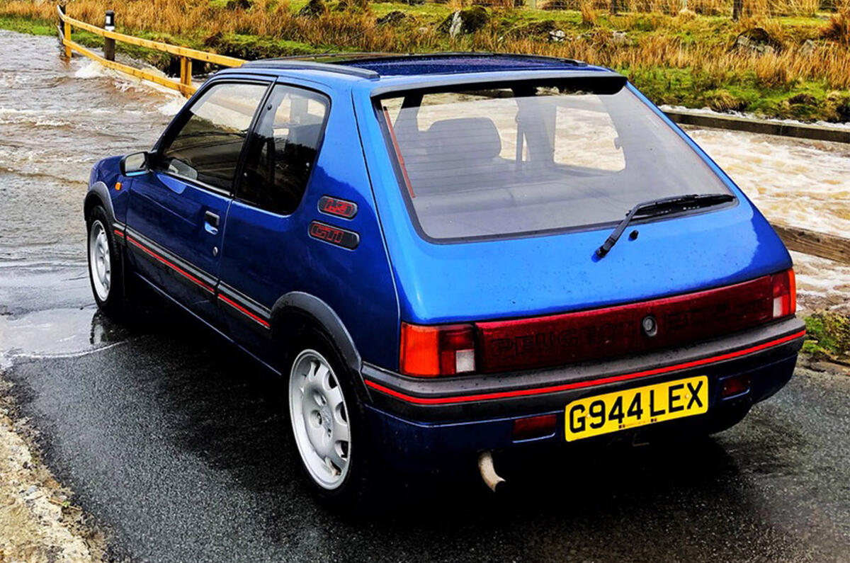 Peugeot 205 GTI
