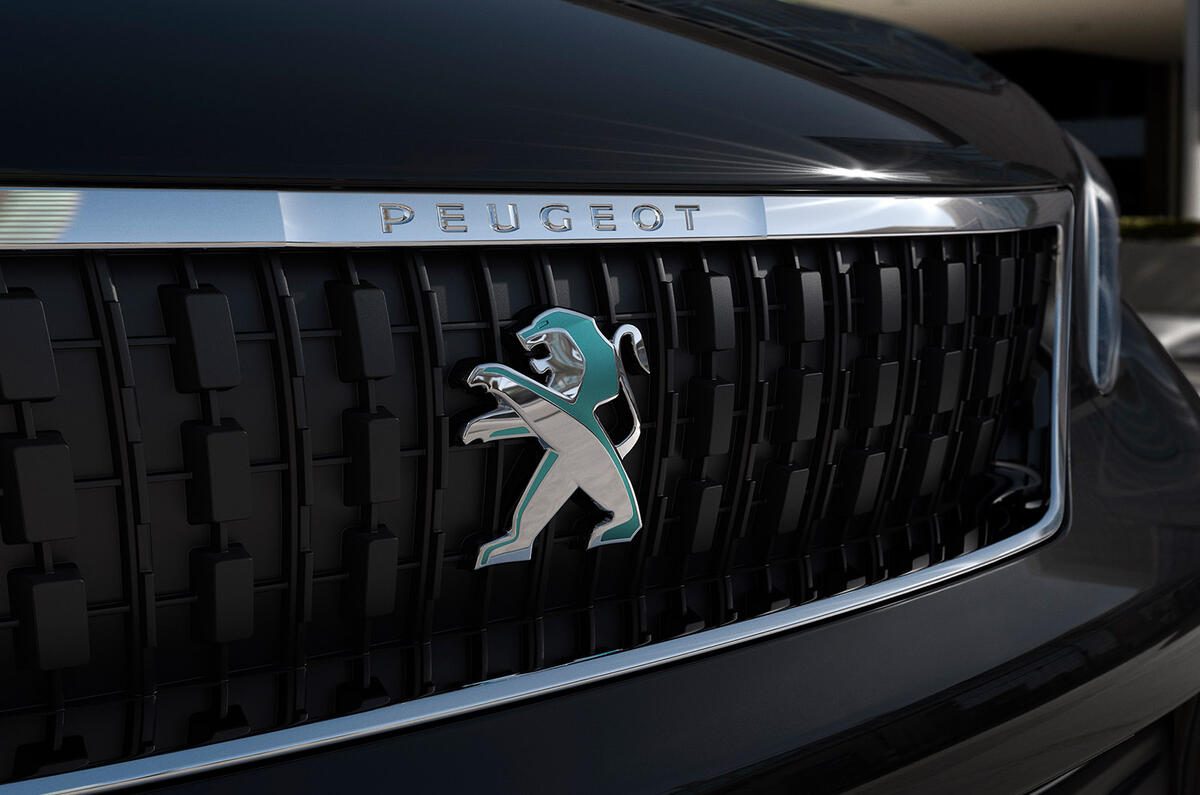 Peugeot e-Traveller 2020 - boot Peugeot e-Traveller 2020 - boot