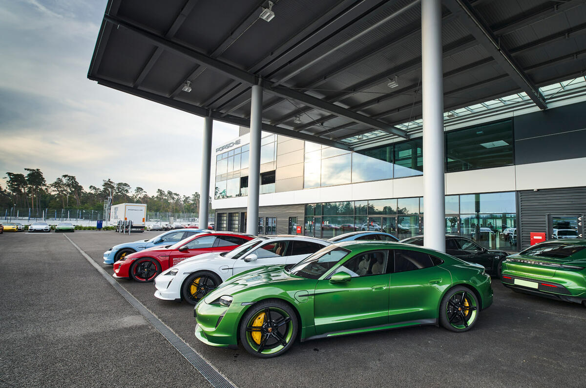 Porsche Taycan Porsche Taycan