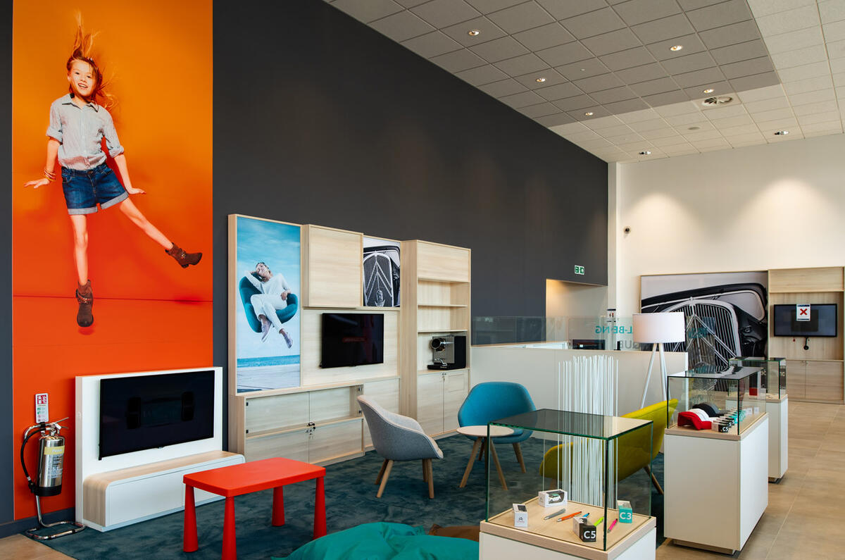 PSA flagship store PSA flagship store