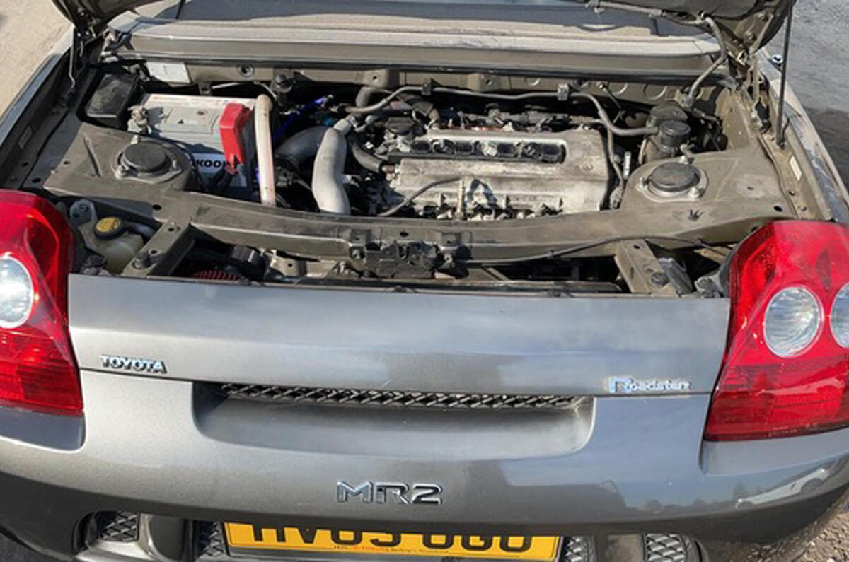 13 toyota mr2 13 toyota mr2