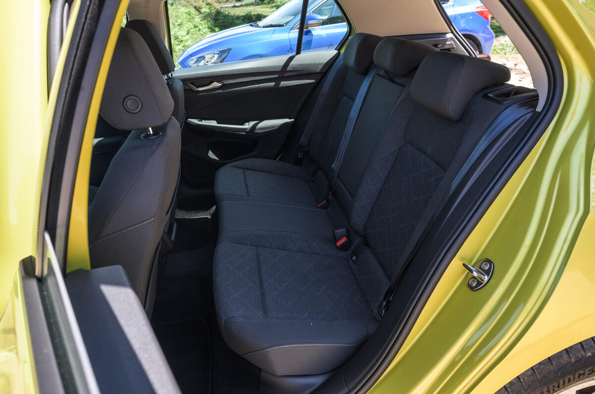 Volkswagen Golf - interior Volkswagen Golf - interior