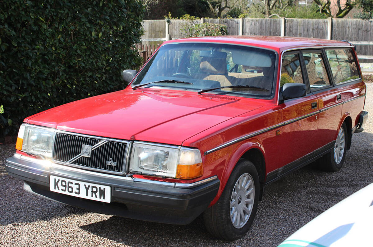 Volvo 240 Estate - front Volvo 240 Estate - front