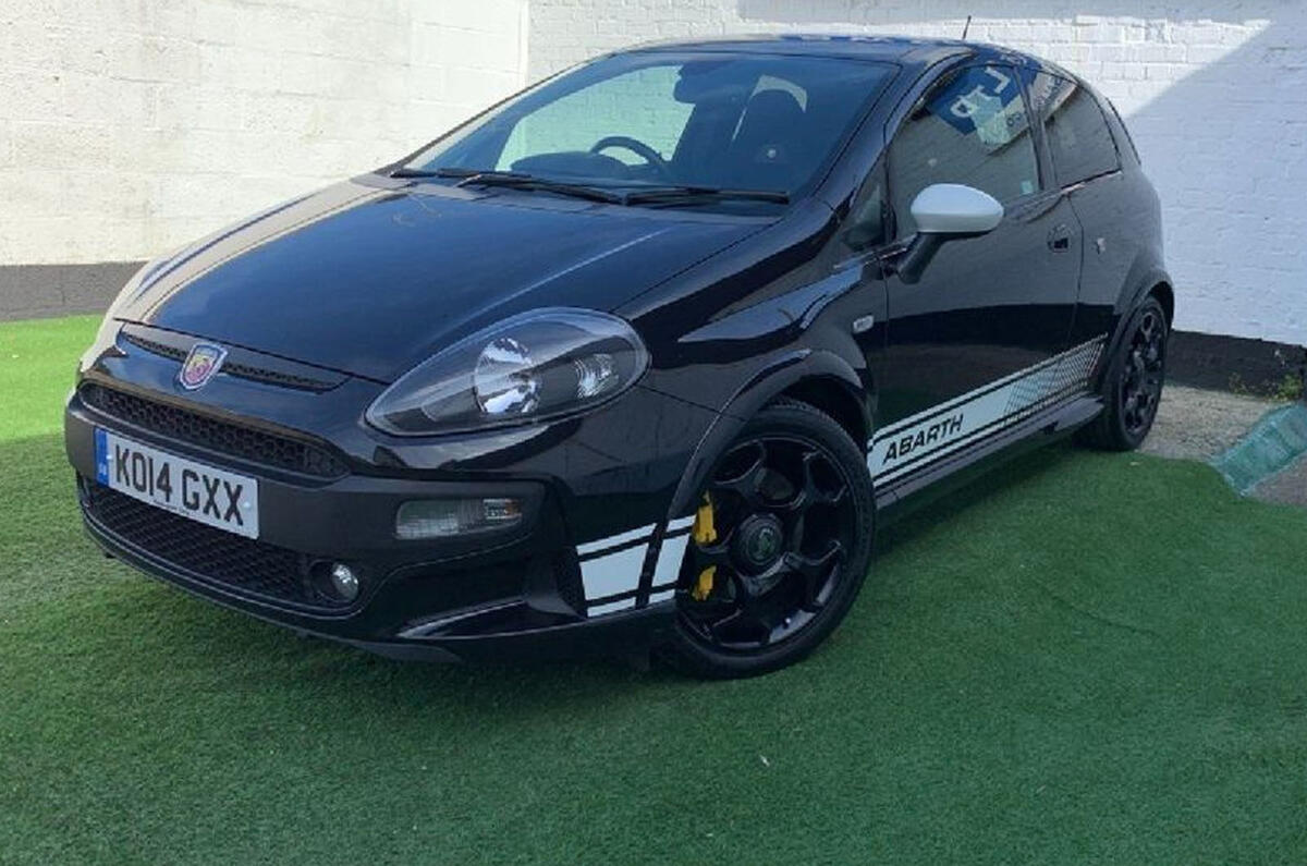 Abarth Punto Evo 1.4 T-Jet Supersport Abarth Punto Evo 1.4 T-Jet Supersport
