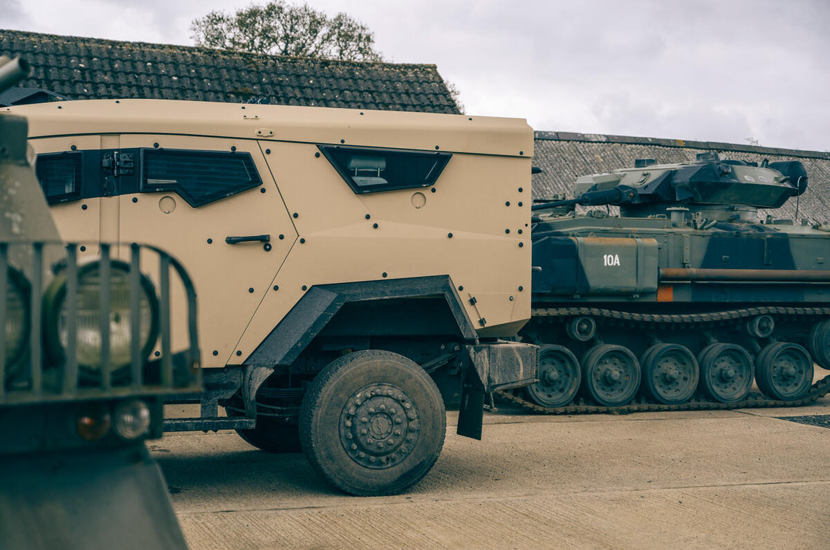 13 SANDCAT OLG 21 24 13 SANDCAT OLG 21 24