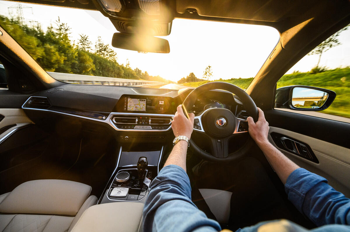 Alpina B3 Touring - interior