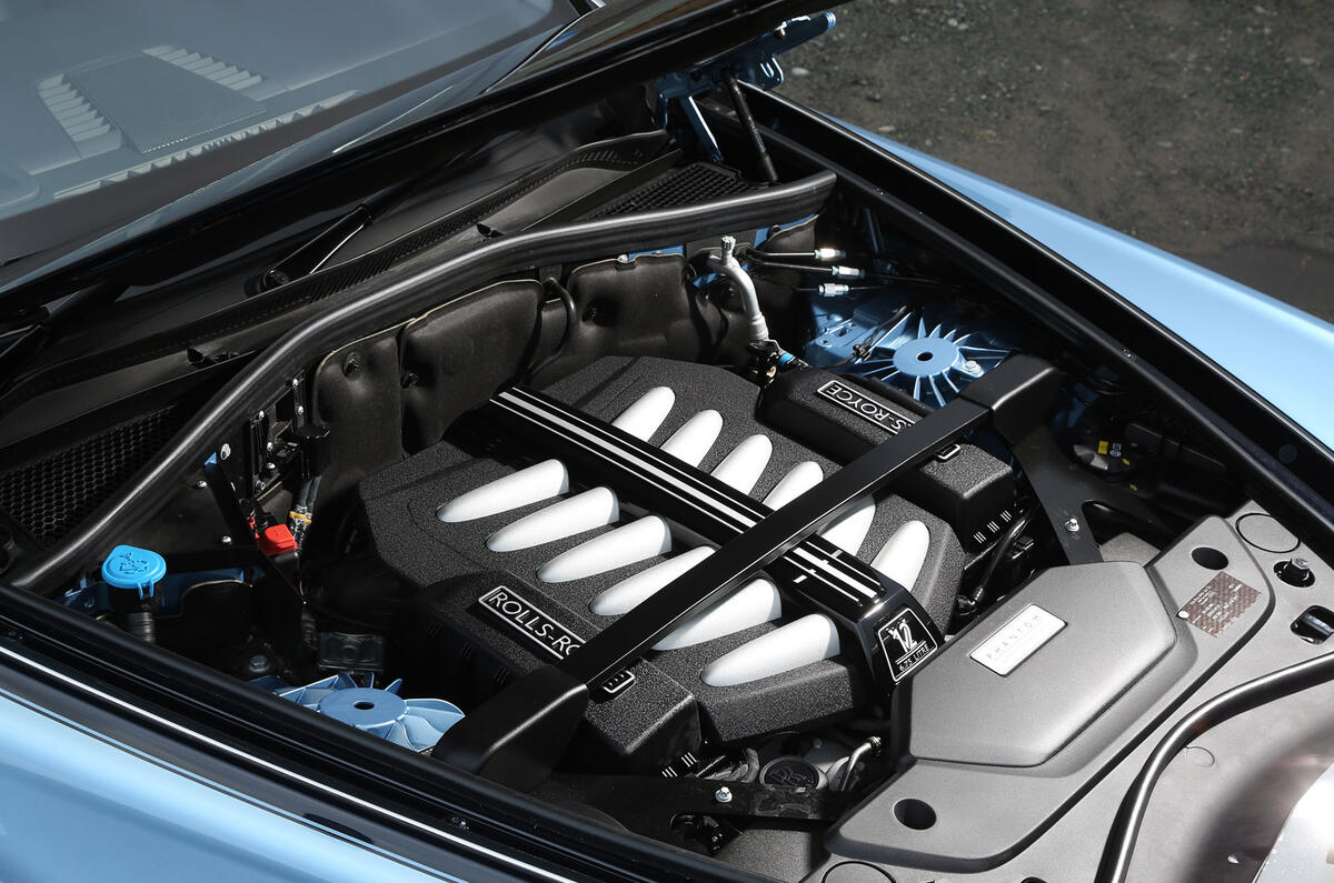 Rolls-Royce Phantom - engine Rolls-Royce Phantom - engine