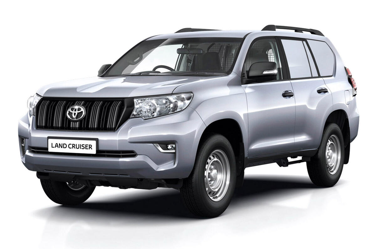 Toyota Land Cruiser - static front