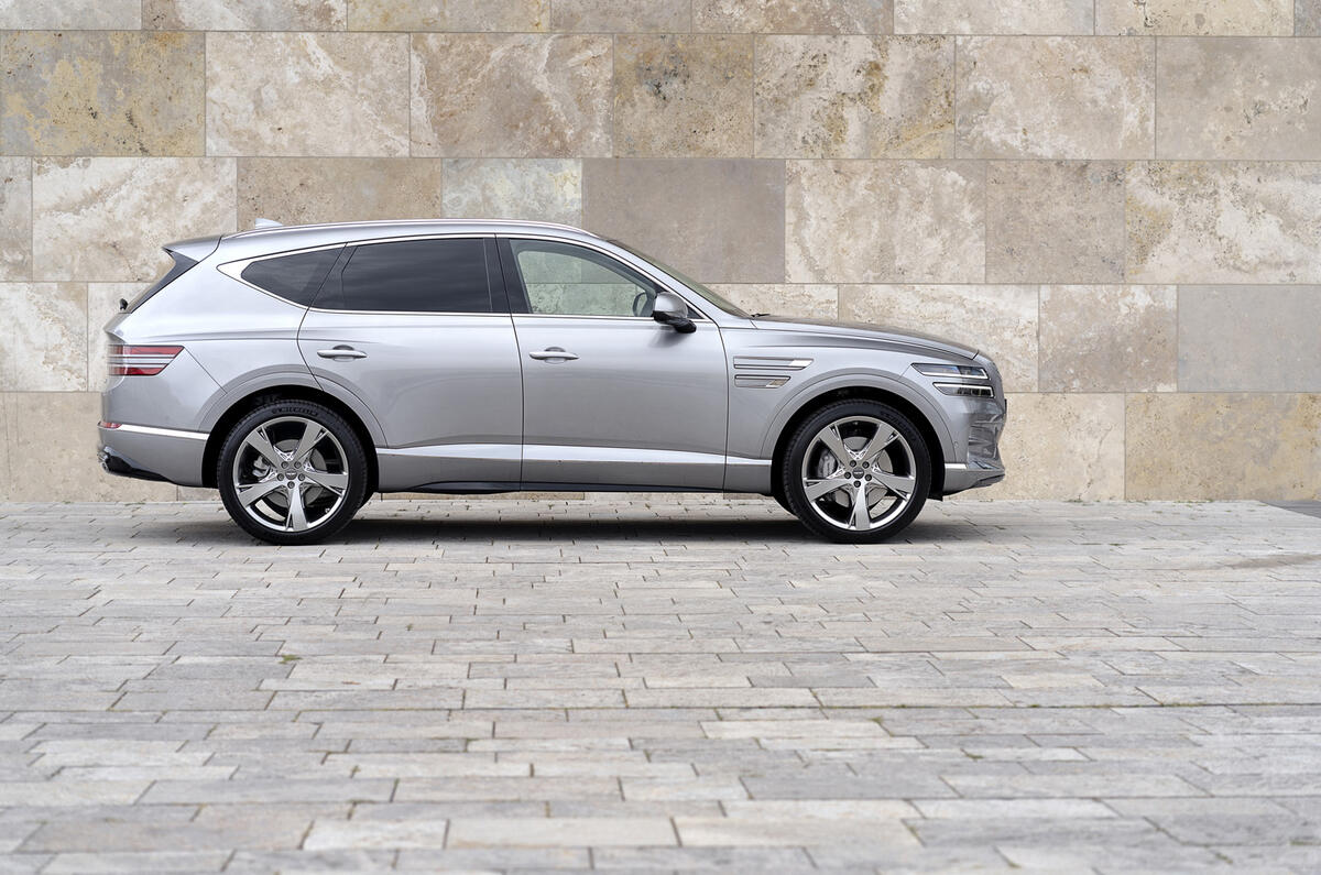 142 Genesis GV80 RHD Savile Silver 142 Genesis GV80 RHD Savile Silver