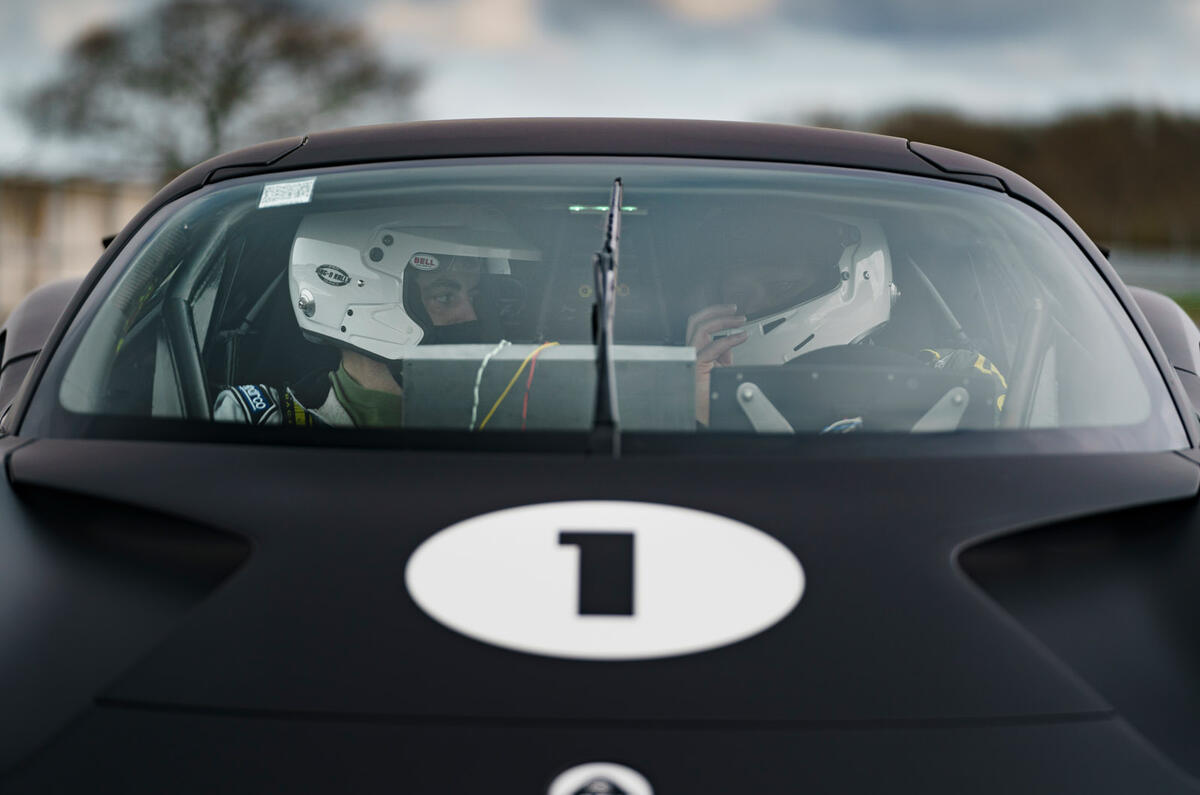 14 LOTUS EVIJA©DEAN SMITH 072