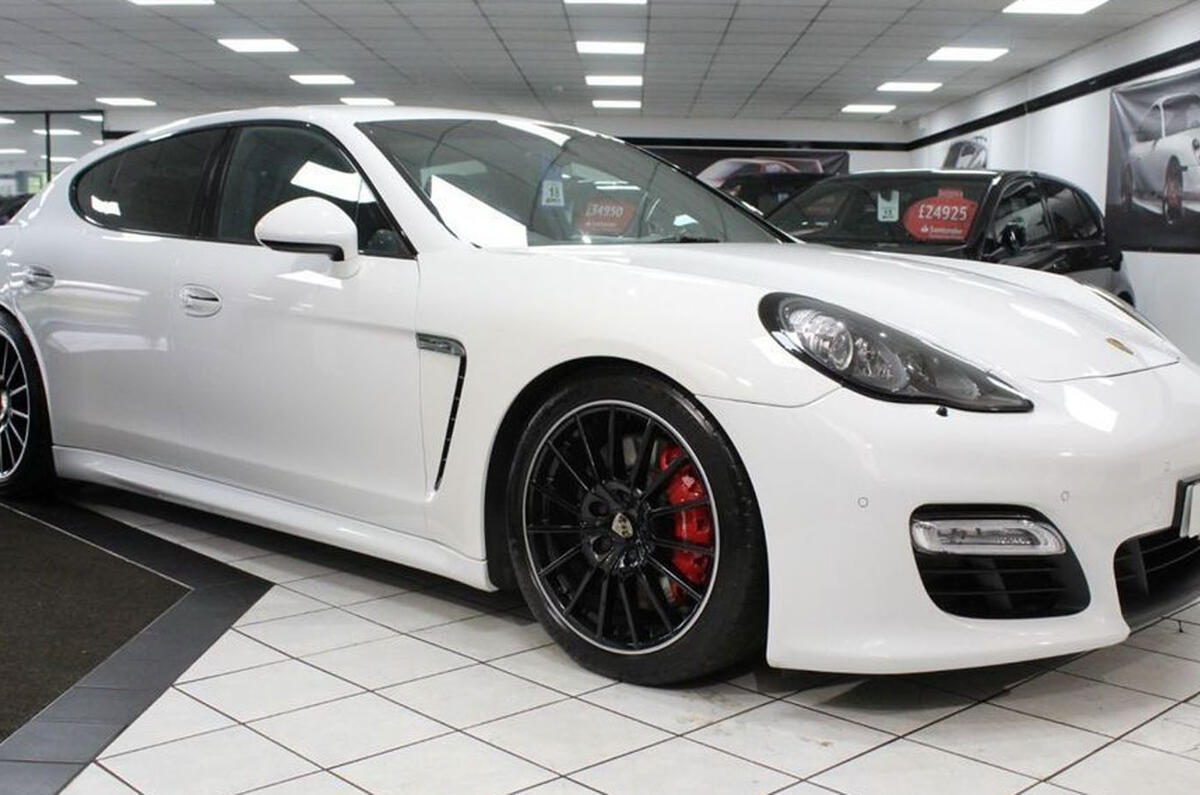 Porsche Panamera 4.8 GTS PDK