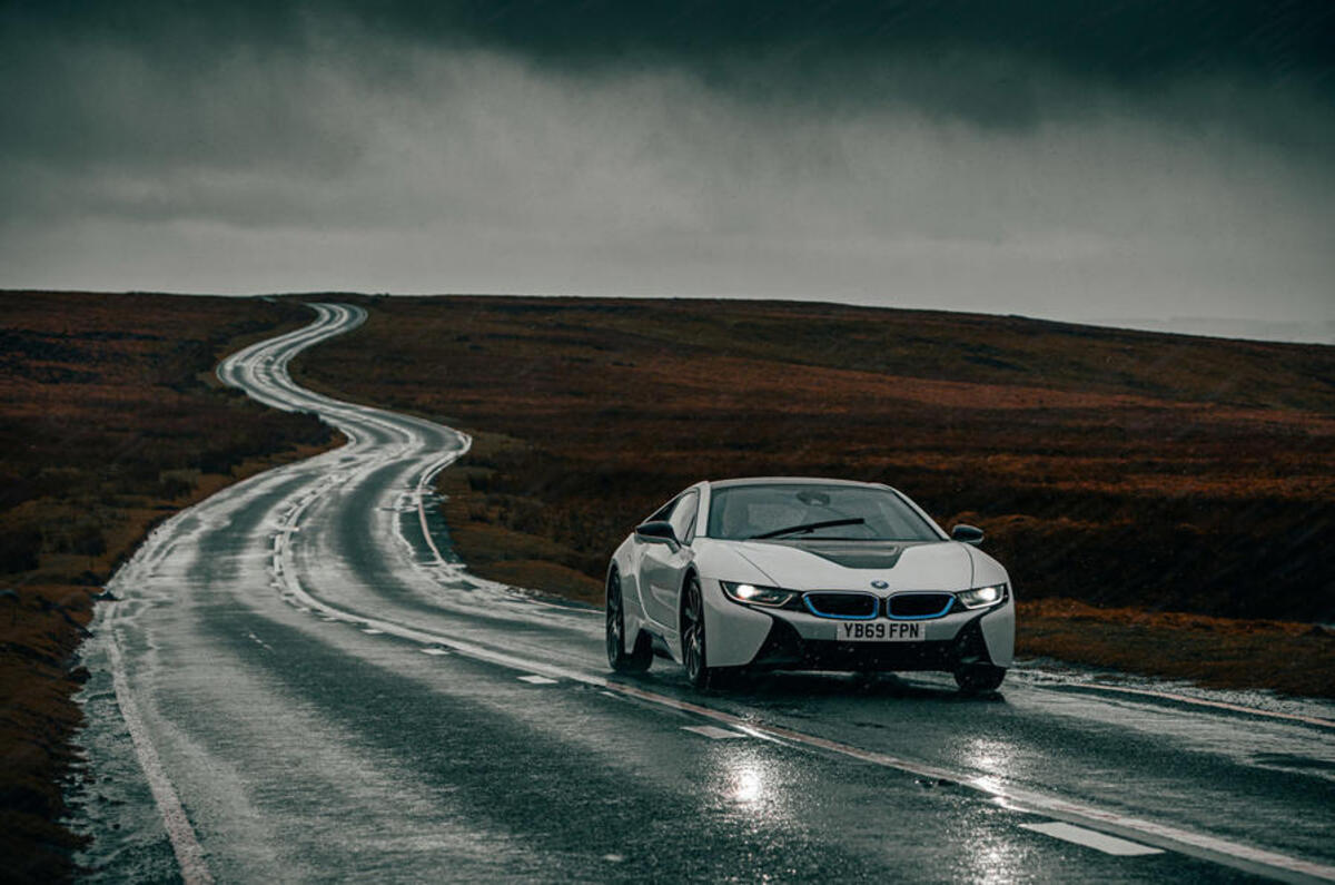 BMW i8