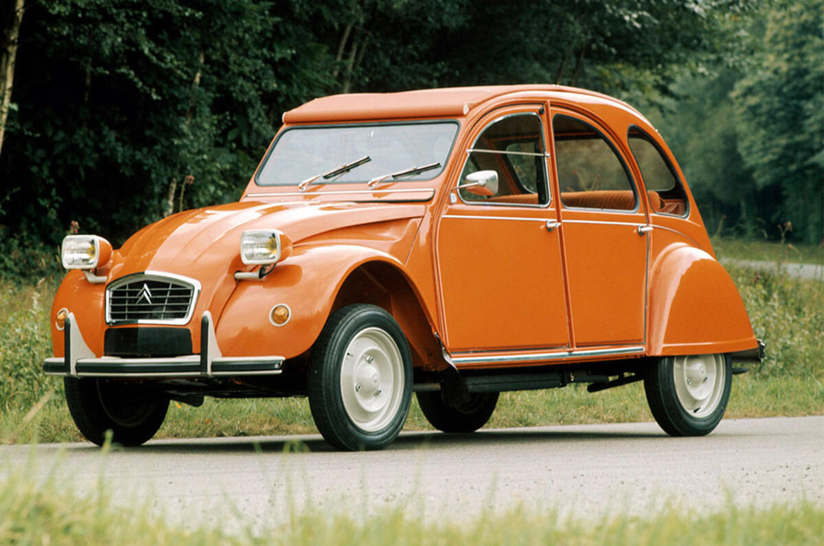 Citroen 2CV - front Citroen 2CV - front