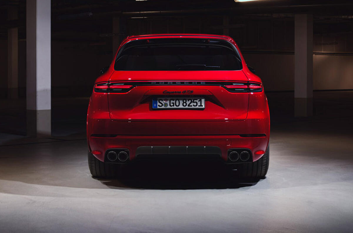 Porsche Cayenne GTS 2020 - static rear