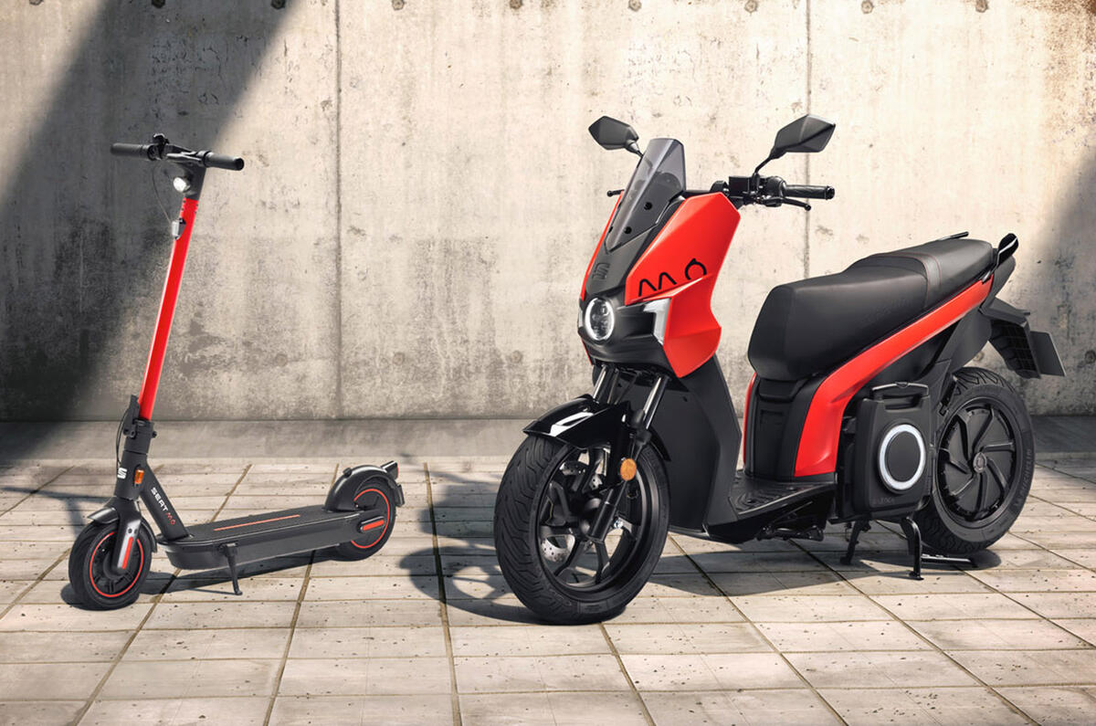 Seat e-scooter and e-kickscooter