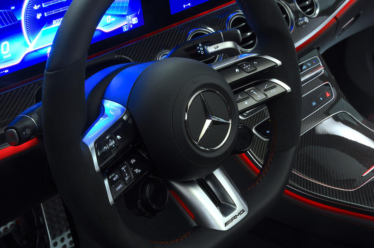 Mercedes-AMG E53 2020 - interior