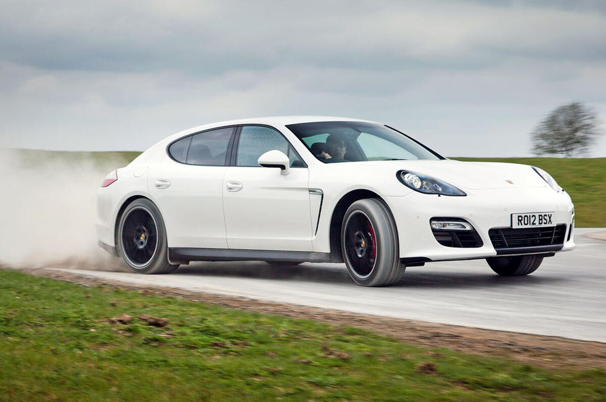 Porsche Panamera 4.8 GTS PDK