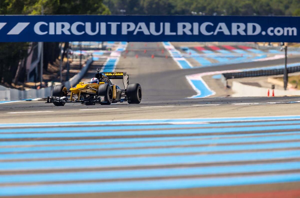 Renualt Formula 1 car