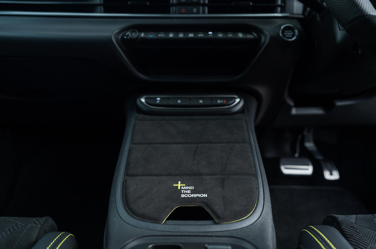 16 ABARTH 600E PHOTOEXPORTS 5 Edit