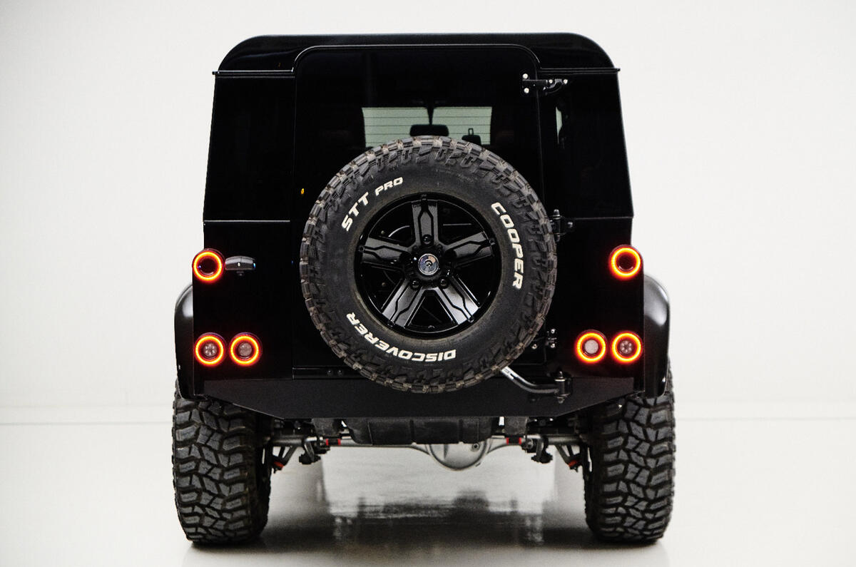 16 ARES Defender Spec 1.2 Exterior (5) 16 ARES Defender Spec 1.2 Exterior (5)