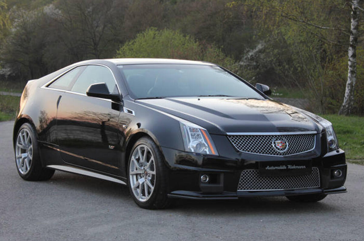 Cadillac CTS V Coupe - front Cadillac CTS V Coupe - front