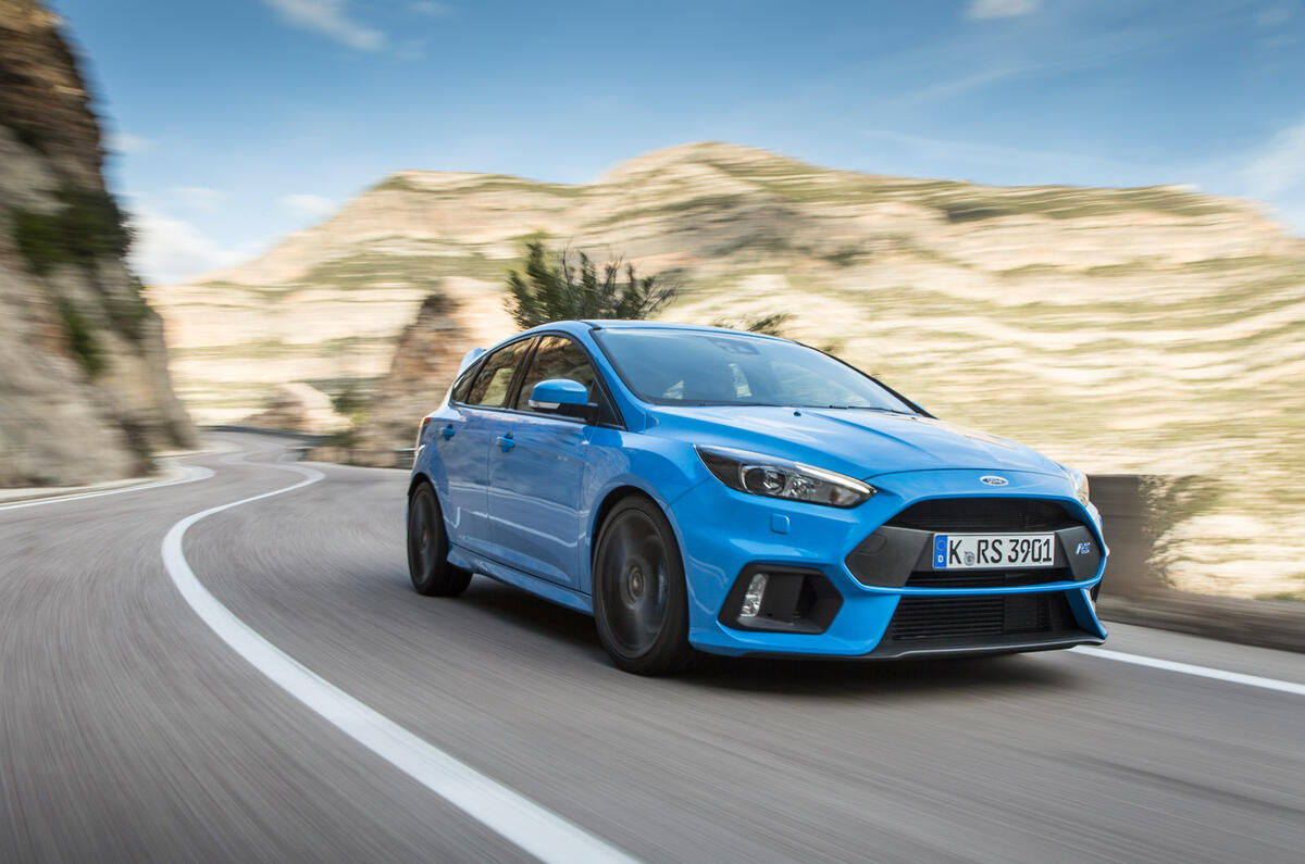 Ford Focus RS - hero front