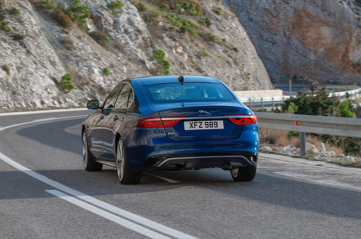 Jaguar XF - front