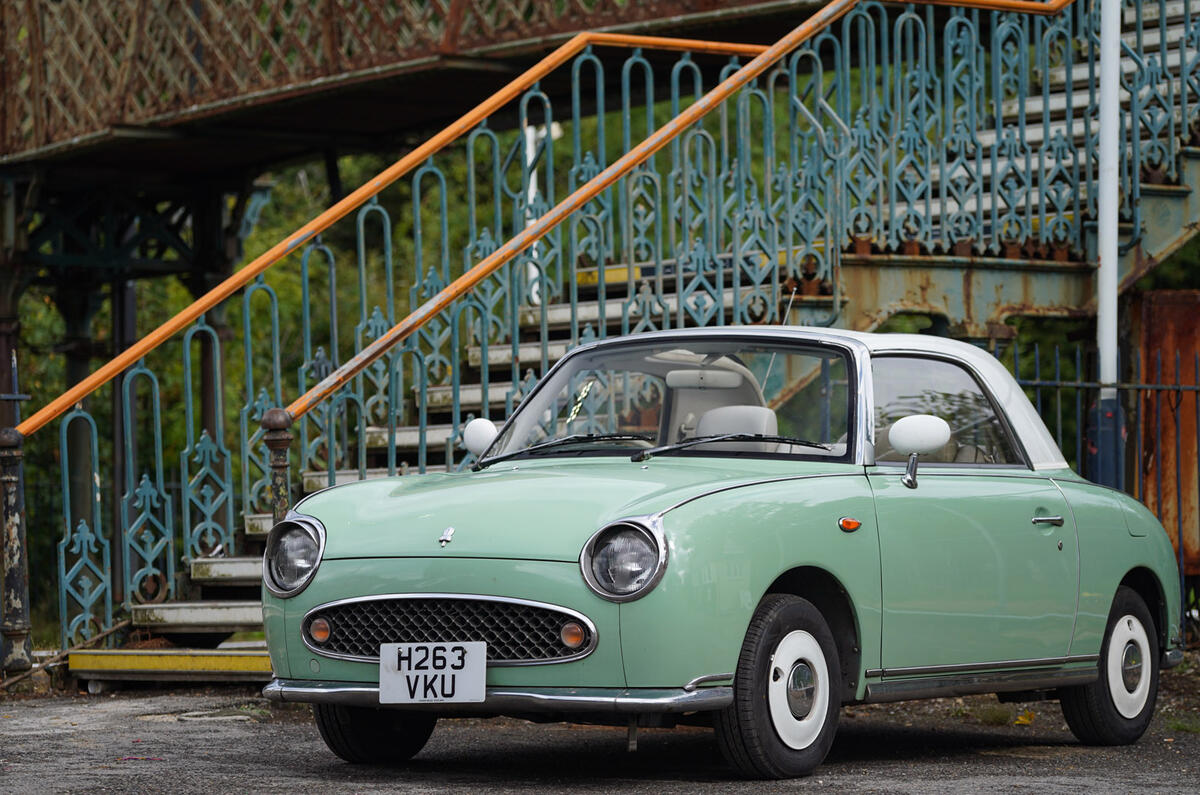 Nissan Figaro - front Nissan Figaro - front