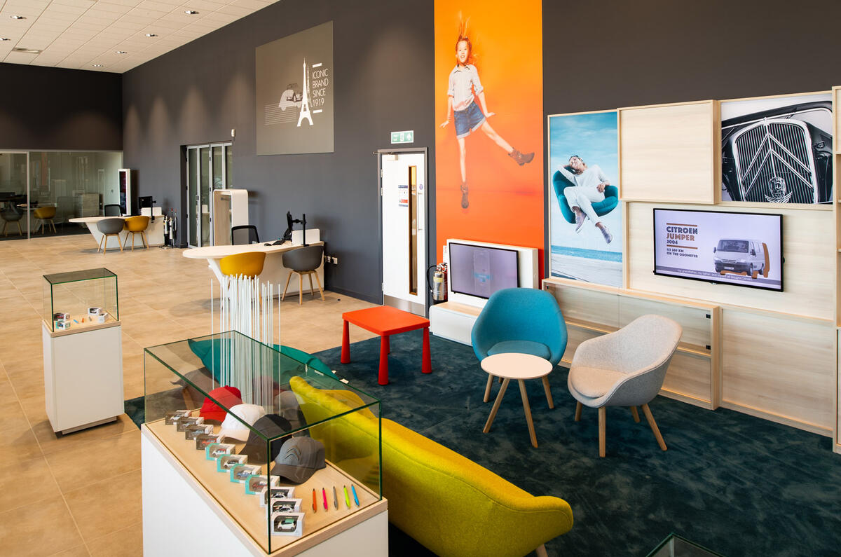 PSA flagship store PSA flagship store