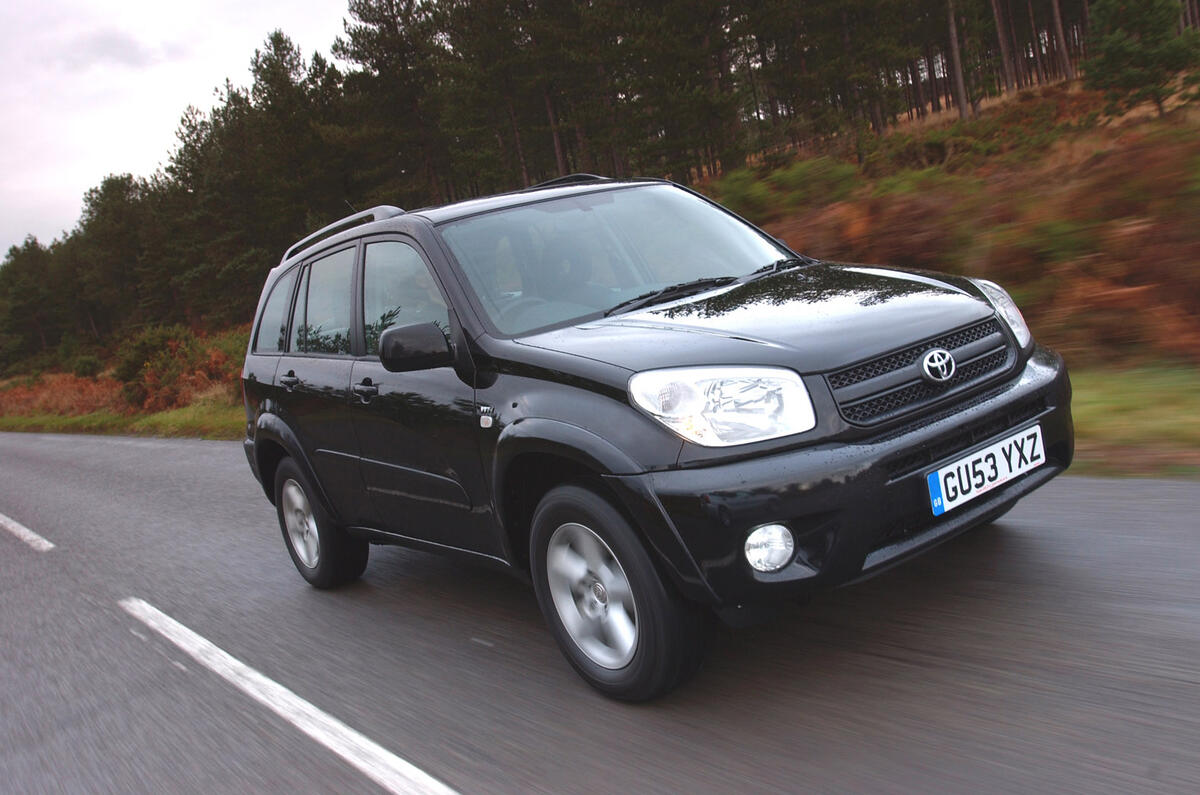 Toyota RAV4 - hero front Toyota RAV4 - hero front