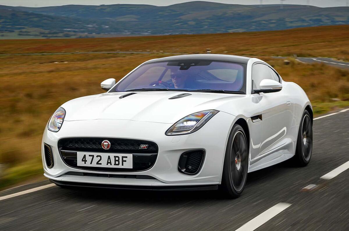 Jaguar F Type coupé Chequered Flag