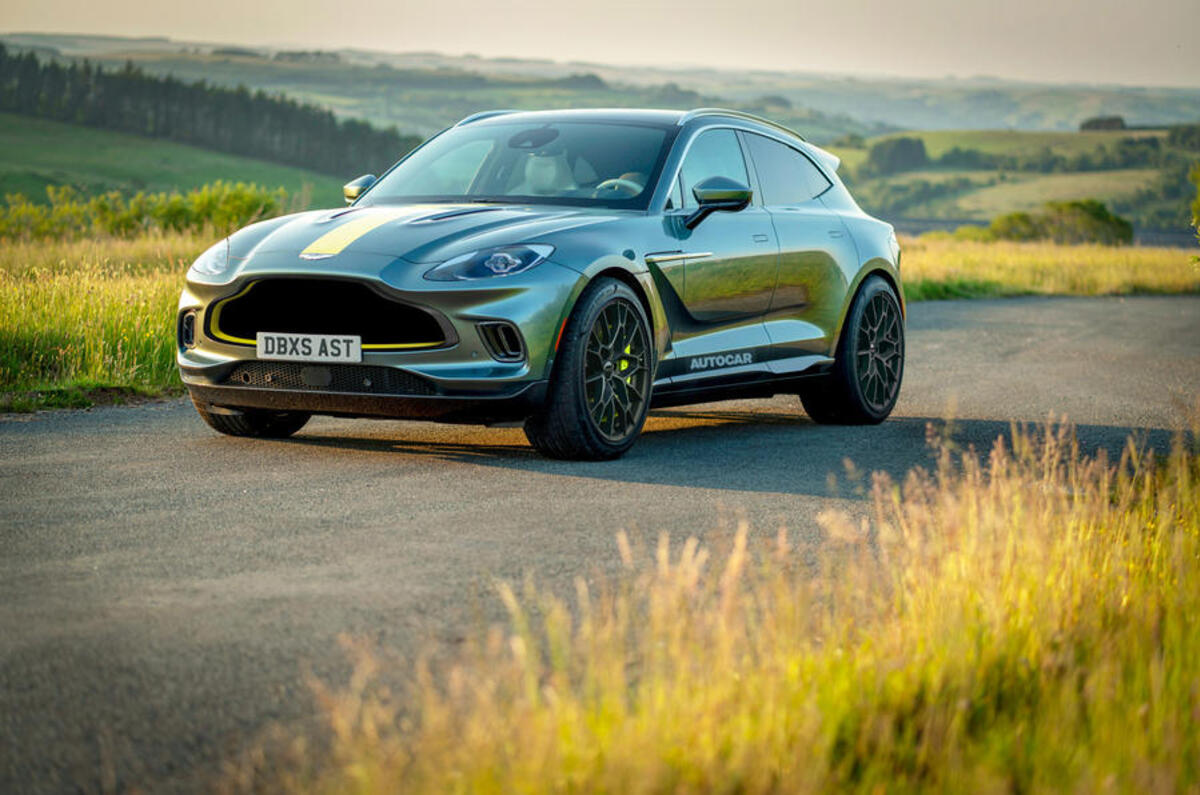 16 aston dbx s render final 16 aston dbx s render final
