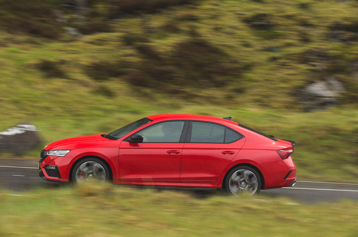 16 LUC Skoda VRS 2021 0126