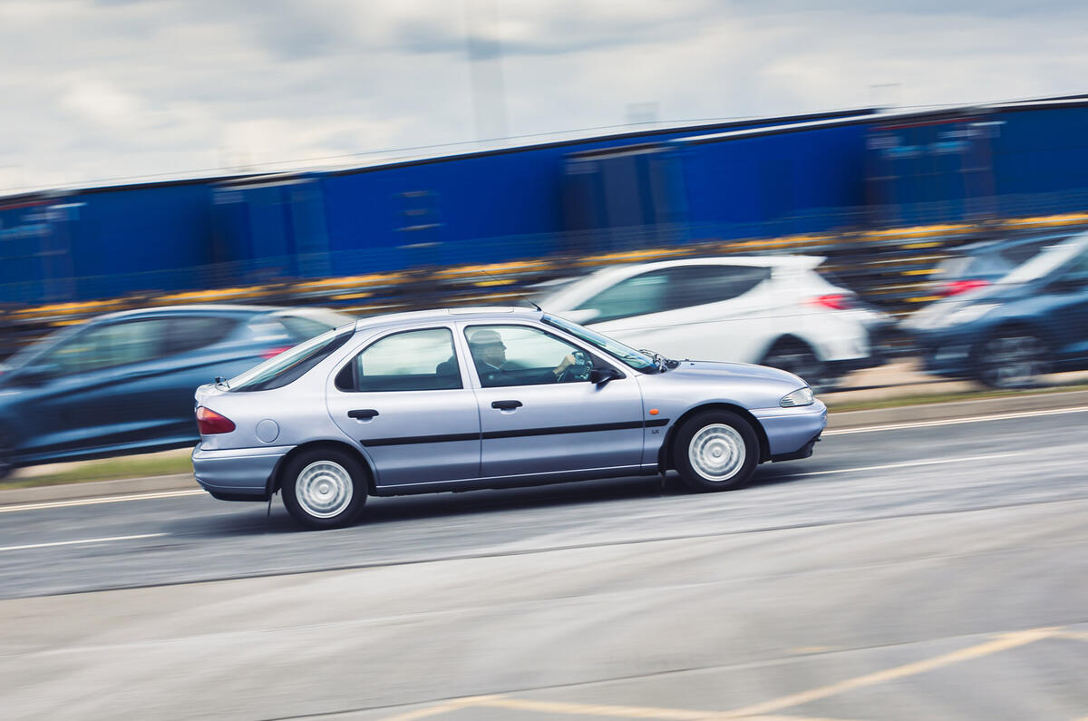 16 Mondeo Vs Mondeo 2021 7