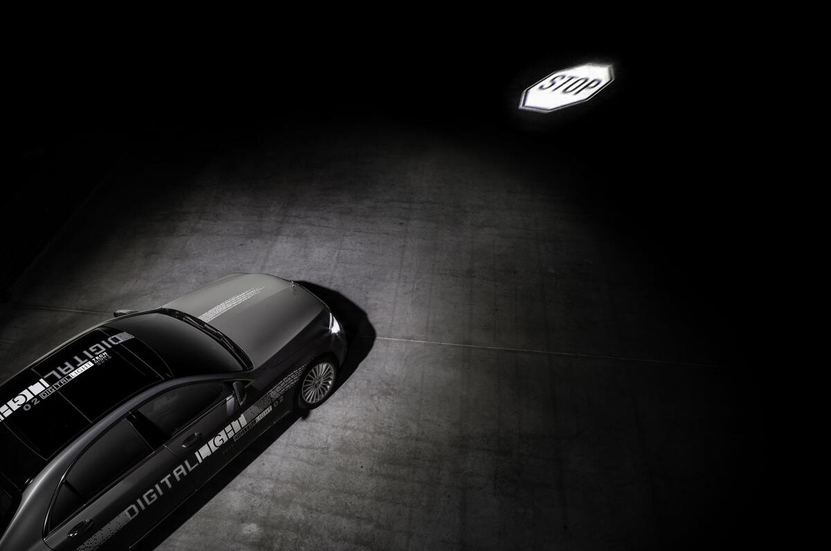 Mercedes-Benz reveals new digital lighting technology