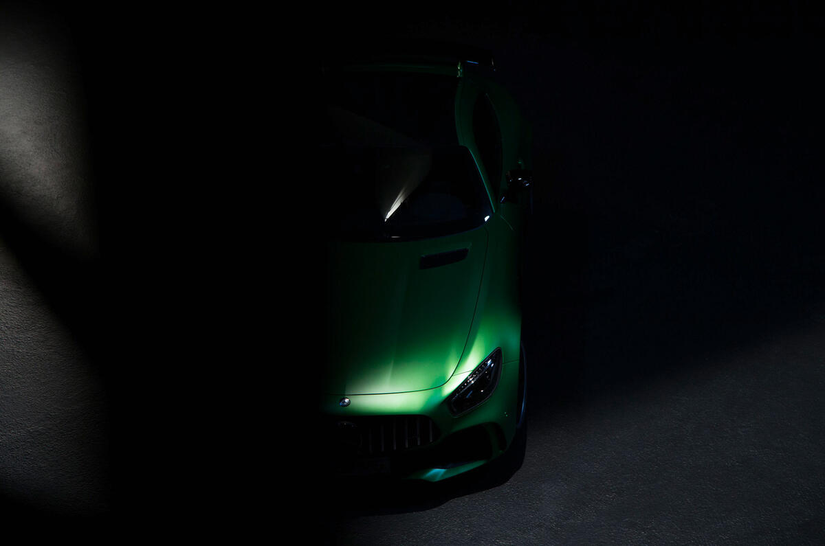 Mercedes-AMG GT R