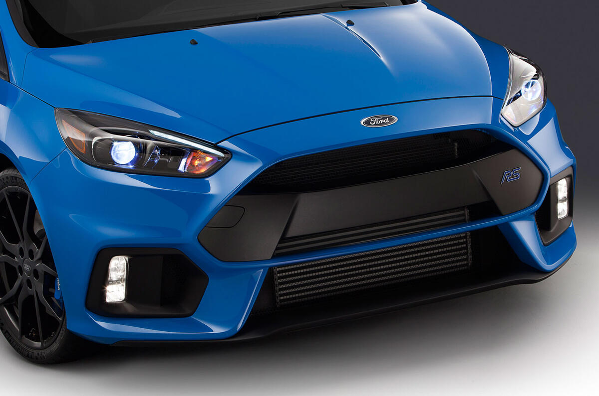 2016 Ford Focus RS - prices, specs, engine details