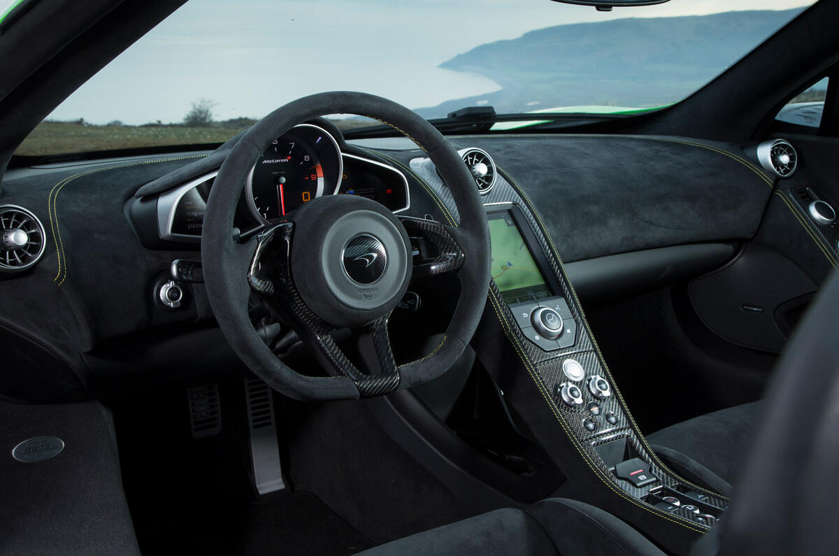 McLaren 650S - interior McLaren 650S - interior