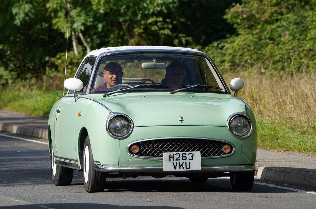 Nissan Figaro - front Nissan Figaro - front