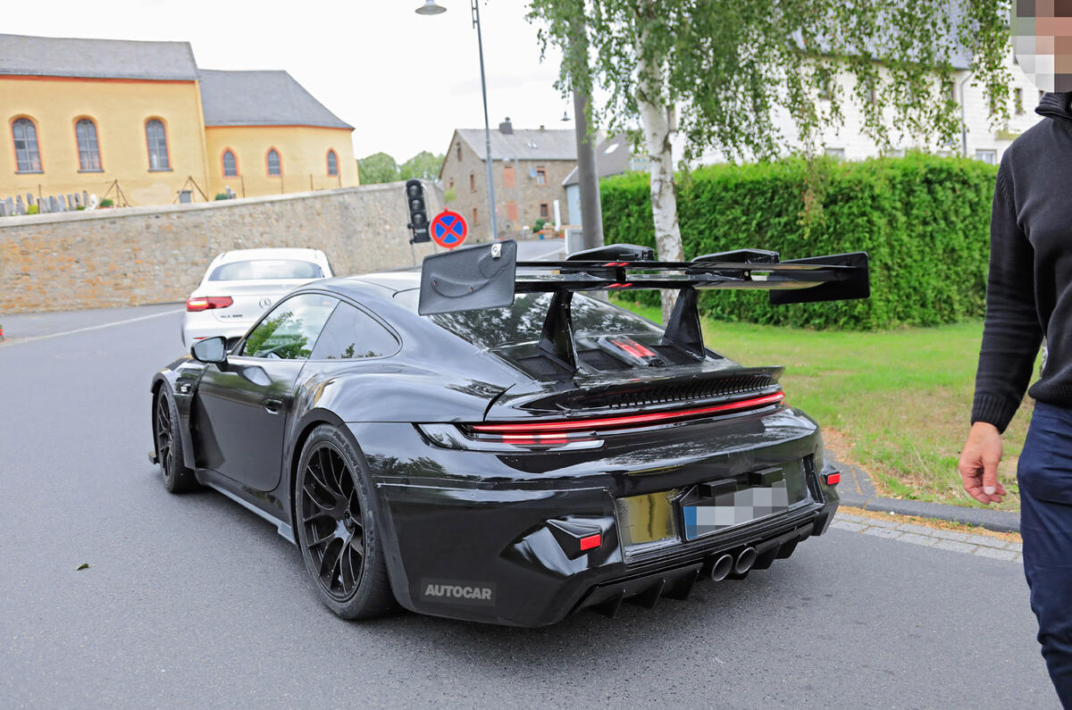 Porsche 911 GT3 RS - spy shots