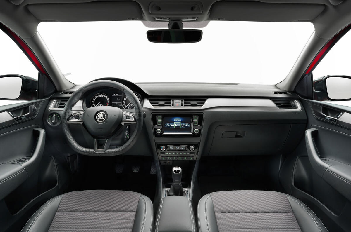 Skoda Rapid interior