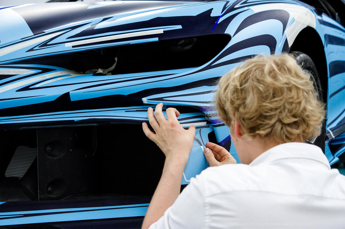 17 bugatti vagues de lumiere 17 bugatti vagues de lumiere