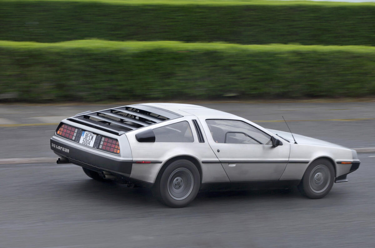 17 delorean dmc 12 17 delorean dmc 12