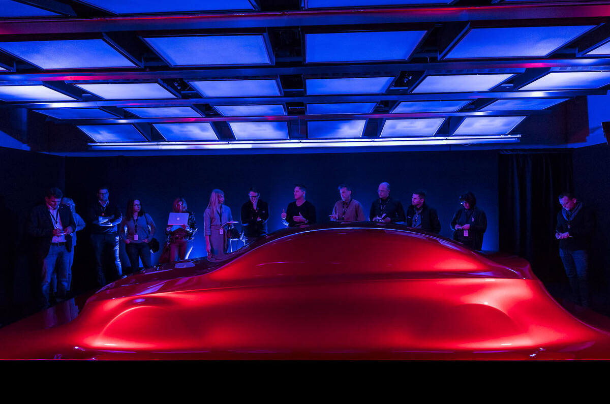 People viewing the Aesthetics A sculpture