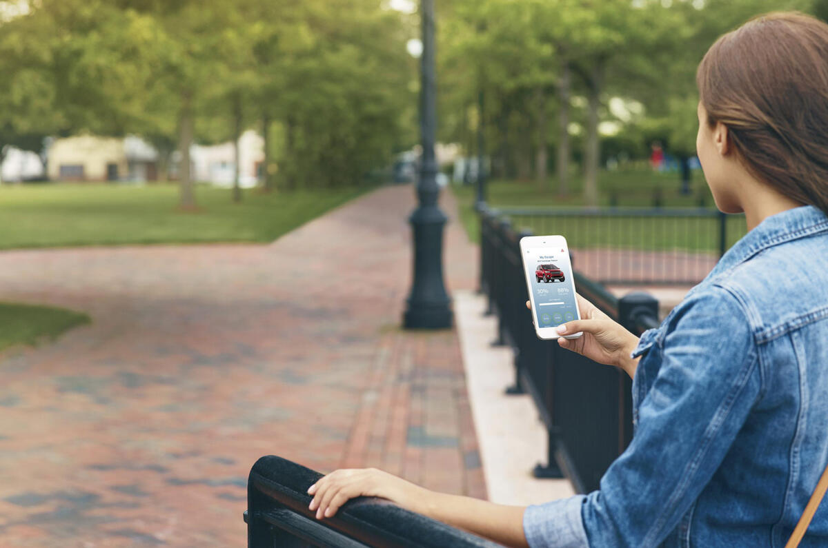 Ford Escape previews 2016 Kuga