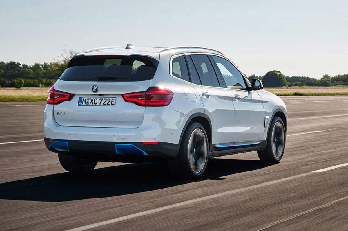 BMW iX3 2020 BMW iX3 - rear