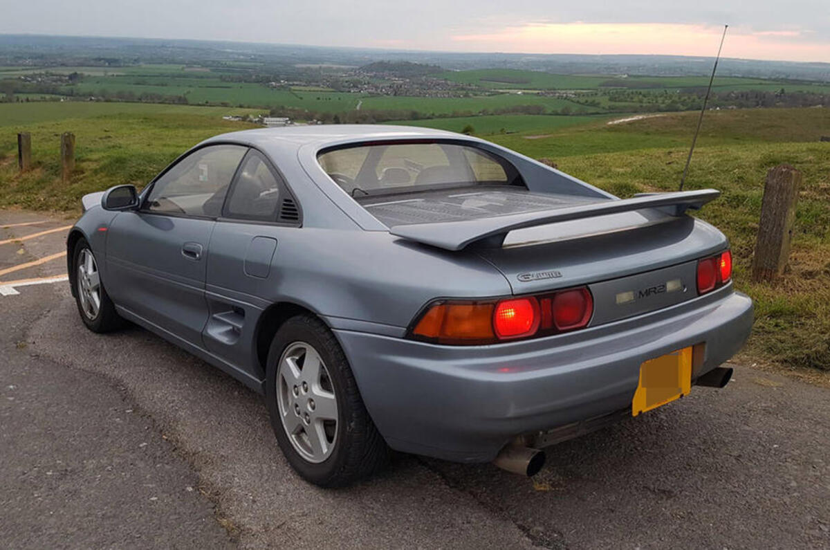 Toyota MR2 - static rear